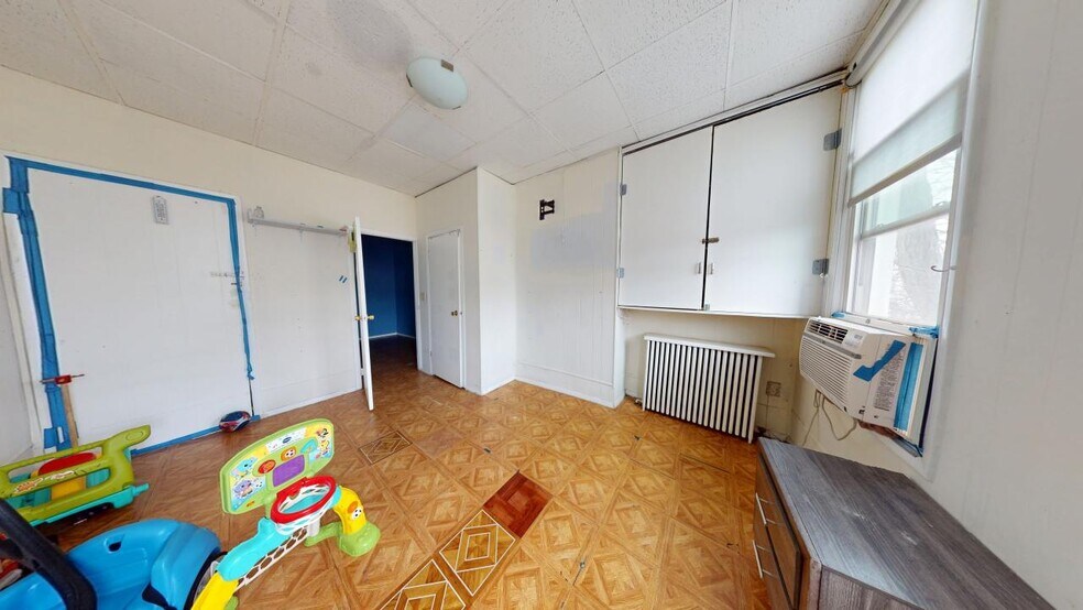 More Photos Of 1649 George St, Ridgewood Apartments For Sale