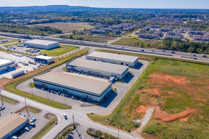 More Photos Of 5828 Research Park Blvd, Huntsville Warehouse For Lease