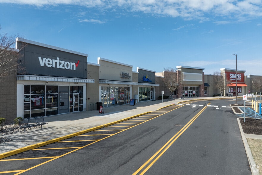 More Photos Of 601 Washington Ave, Manahawkin Unknown For Lease