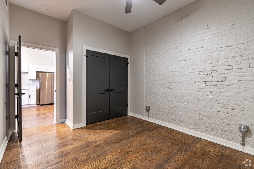 More Photos Of 628 Madison Ave, Memphis Apartments For Lease