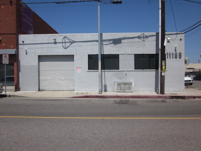 More Photos Of 11165 Tennessee Ave, Los Angeles Service For Sale