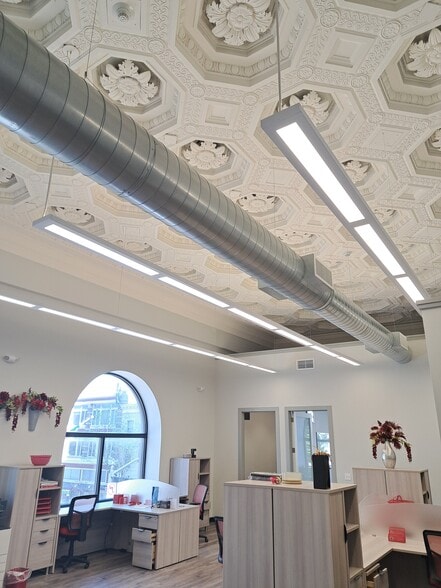 More Photos Of 382 George St, New Brunswick Storefront Retail Office For Lease