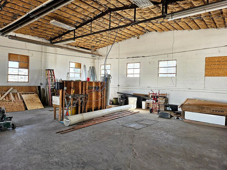 More Photos Of 1060 W Kansas Ave, Mcpherson Freestanding For Sale
