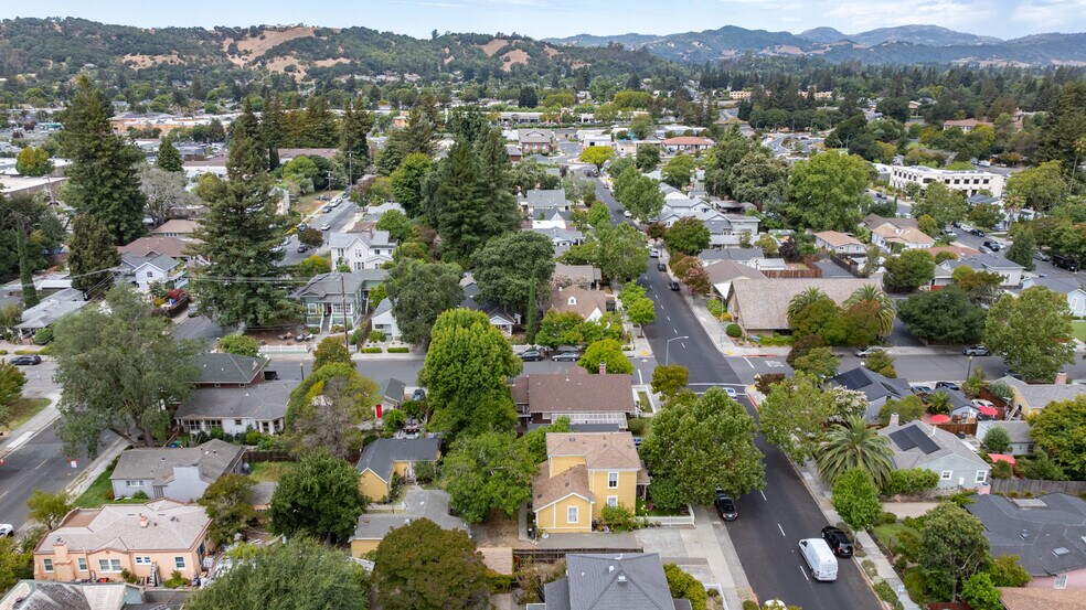 More Photos Of 2123 2nd St, Napa Apartments For Sale