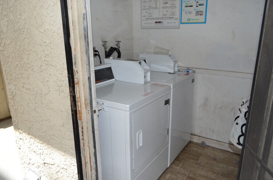 More Photos Of 7028 Alabama Ave, Canoga Park Apartments For Sale