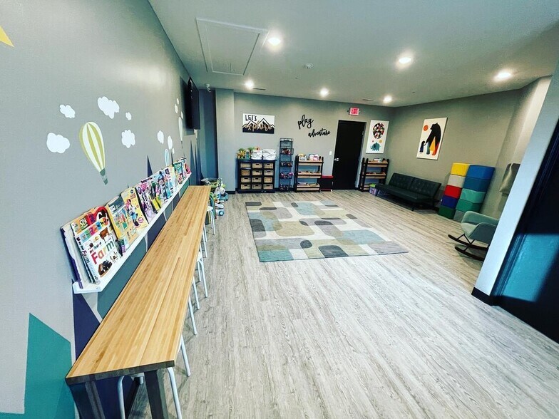 More Photos Of 605 Heisinger Rd, Jefferson City Health Club For Sale