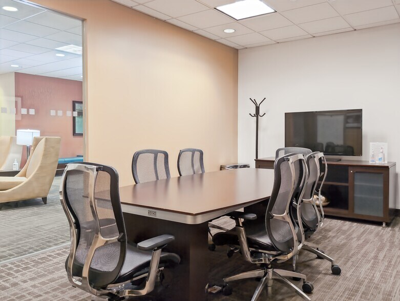 More Photos Of 1177 Avenue Of The Americas, New York Coworking Space