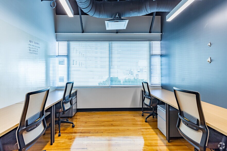 More Photos Of 100 E Pine St, Orlando Coworking Space