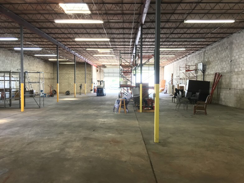 More Photos Of 1207 SW 1st Ave, Fort Lauderdale Warehouse For Lease
