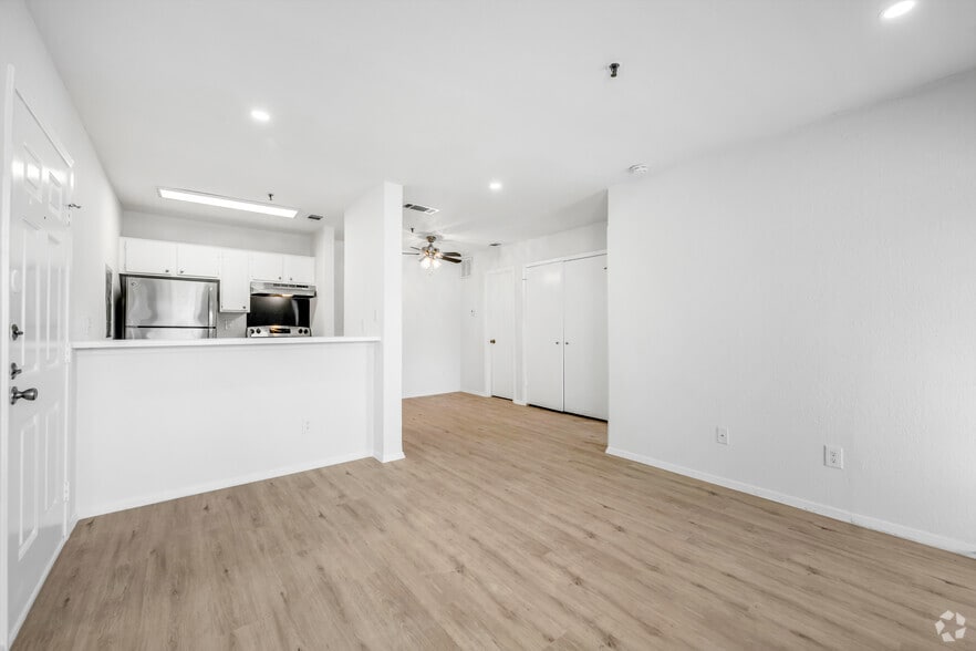 More Photos Of 2315 Moser Ave, Dallas Apartments For Sale