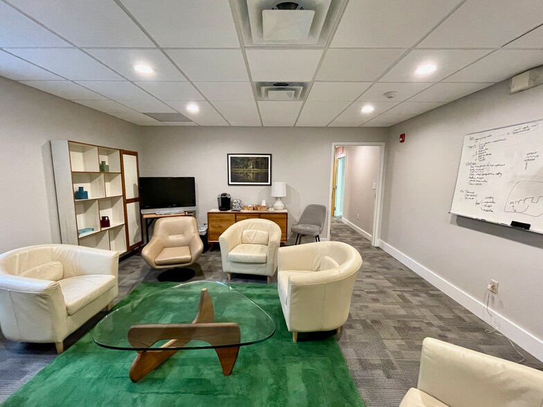 More Photos Of 103 Blanchard Rd, Cambridge Loft Creative Space For Lease