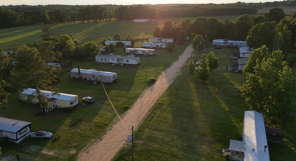 More Photos Of 2959 County Road 2214, Troy Manufactured Housing Mobile Home Park For Sale