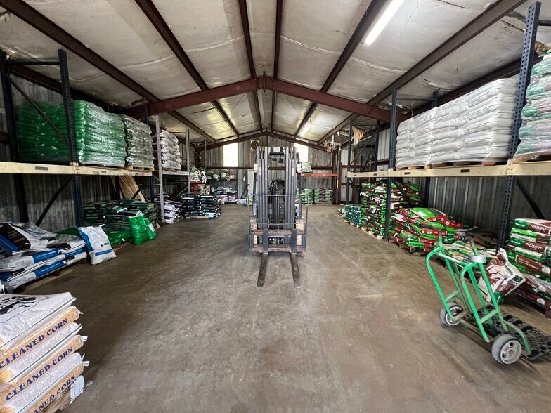 More Photos Of 5526 LA-28 Hwy, Pineville Garden Center For Sale