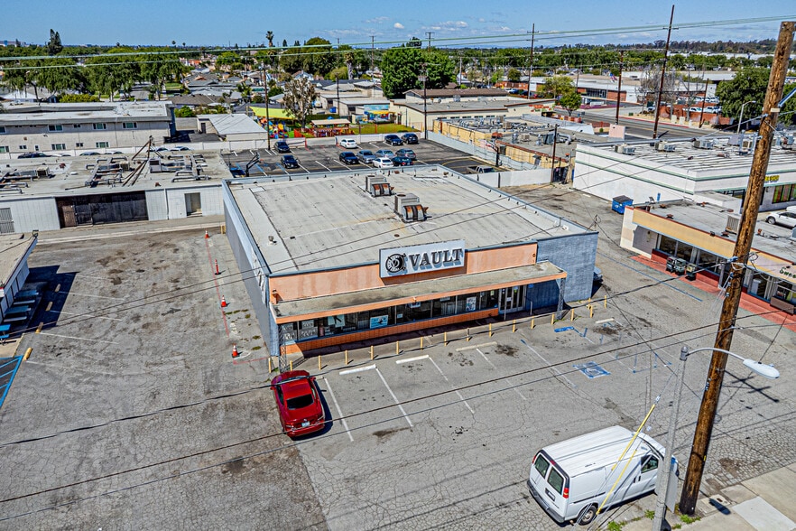 More Photos Of 333 S Brookhurst Rd, Fullerton Freestanding For Sale