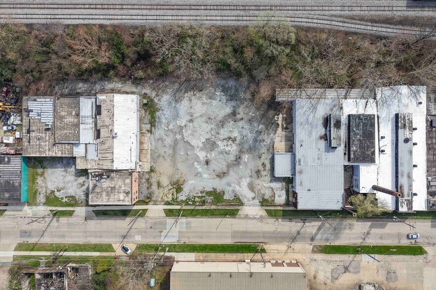 More Photos Of 7424 Bessemer Ave, Cleveland Warehouse For Sale