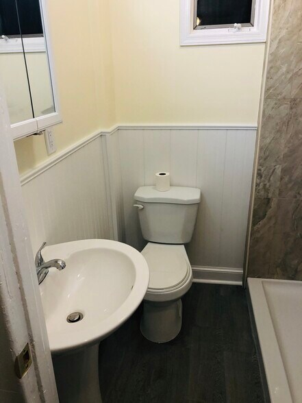 More Photos Of 612 S Broad St, Elizabeth Storefront Retail Residential For Sale