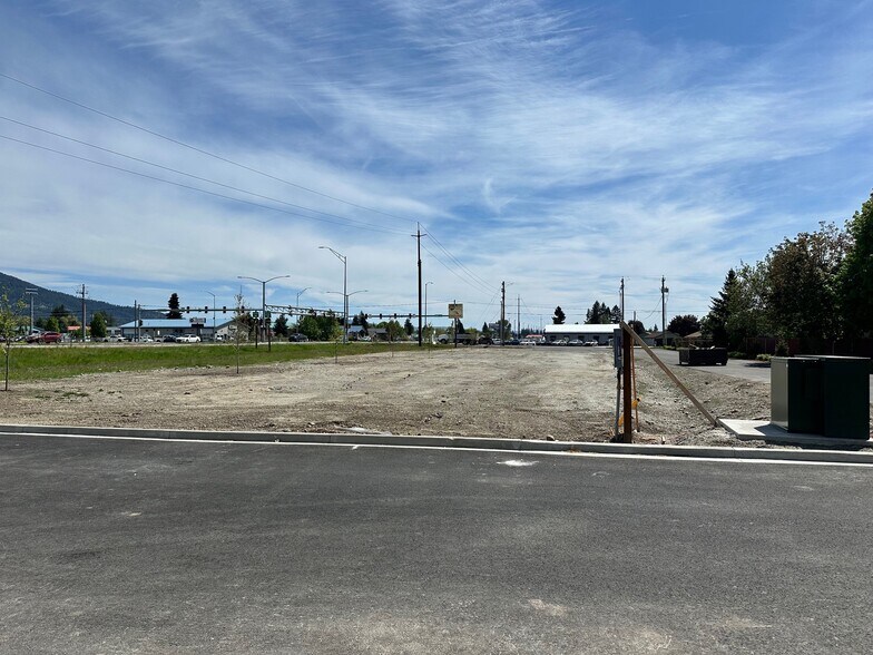 More Photos Of 411 Miles ave, Hayden Land For Lease