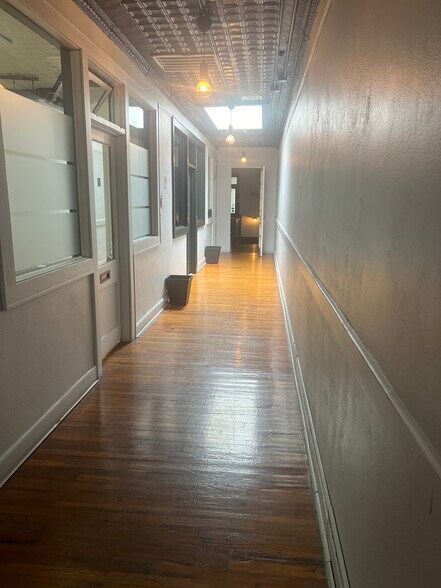 More Photos Of 100 E Louisiana St, McKinney Loft Creative Space For Lease