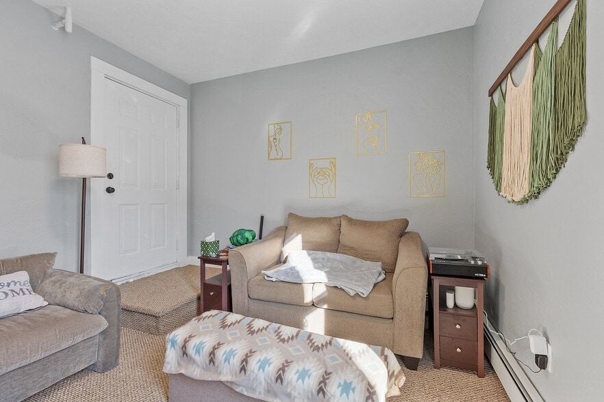 More Photos Of 122 Laurel St, Fitchburg Multifamily For Sale