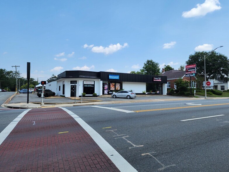 More Photos Of 927-931 N Monroe St, Tallahassee Freestanding For Sale