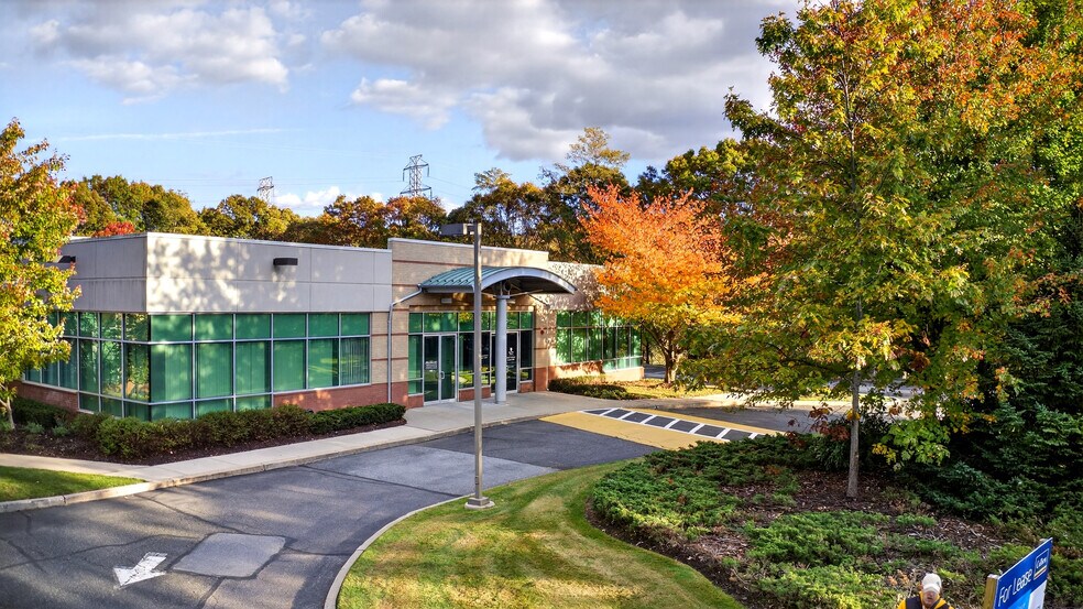 More Photos Of 205 Belle Mead Rd, South Setauket Unknown For Lease