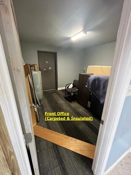 More Photos Of 11914 New Meadow Dr, Houston Light Manufacturing For Sale