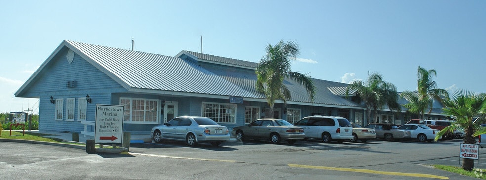 Primary Photo Of 2010 Harbourtown Dr, Fort Pierce Marina For Lease