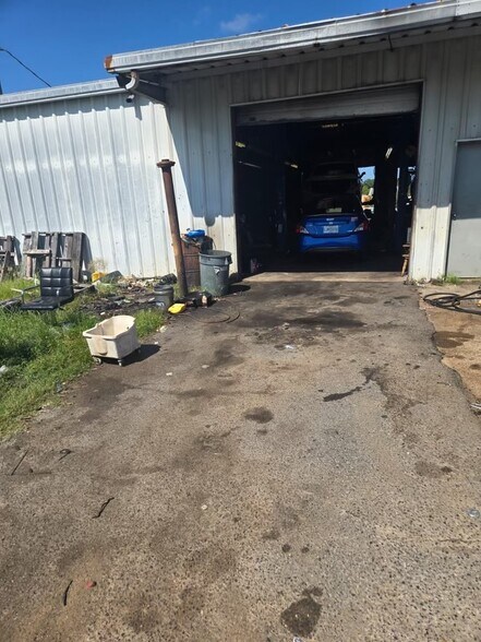 More Photos Of 615 S Monroe St, Ruston Auto Repair For Sale