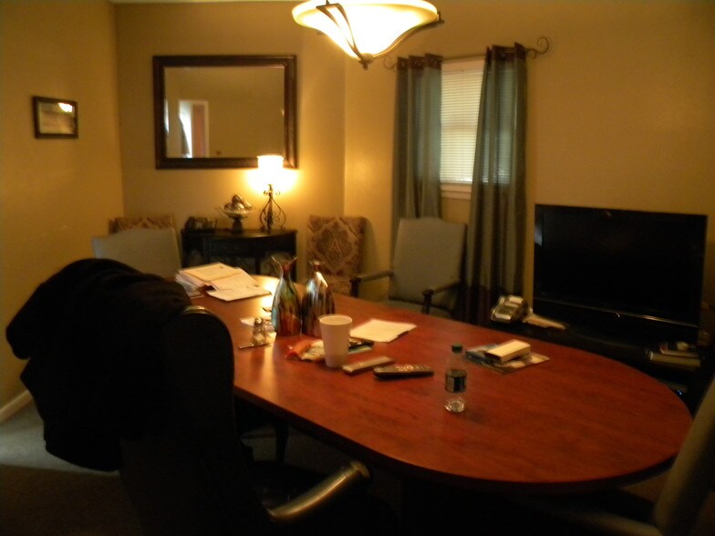 More Photos Of 2517 Wheeler St, Houston Funeral Home For Sale