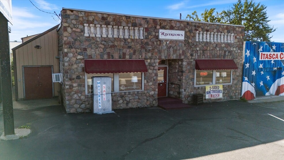 Primary Photo Of 816 NW 4th St, Grand Rapids General Retail For Sale