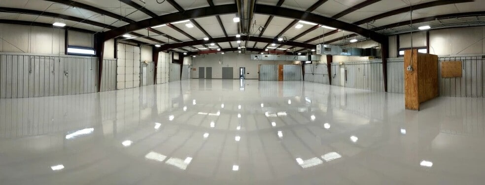 More Photos Of 197 Pit Rd, Mooresville Warehouse For Sale