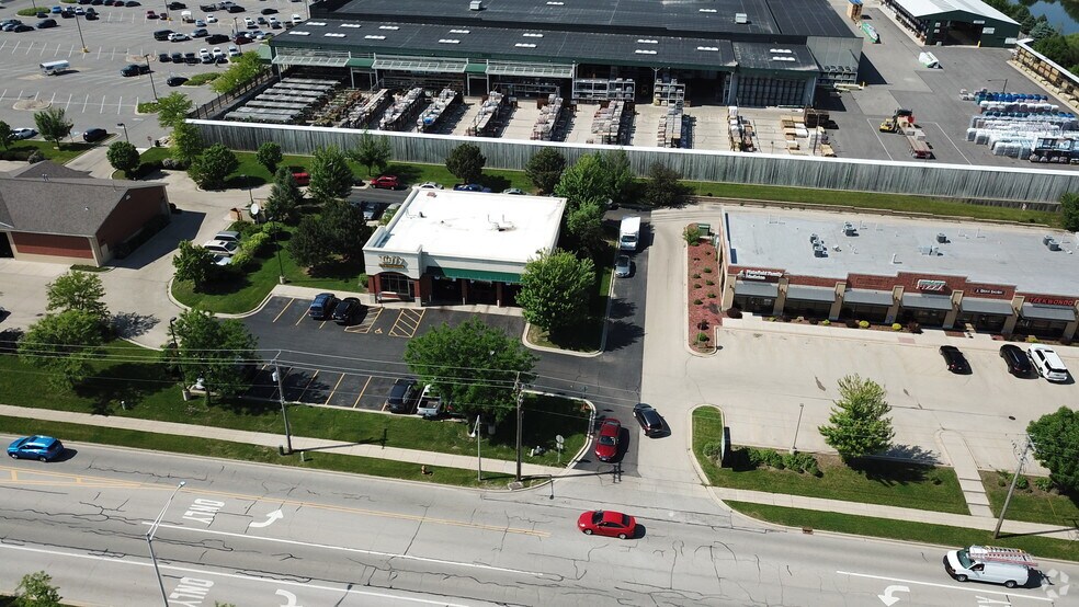 More Photos Of 23846 W 135th St, Plainfield Auto Repair For Sale