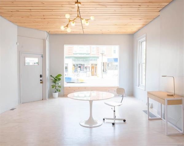 More Photos Of 1122 W Hamilton St, Allentown Loft Creative Space For Lease