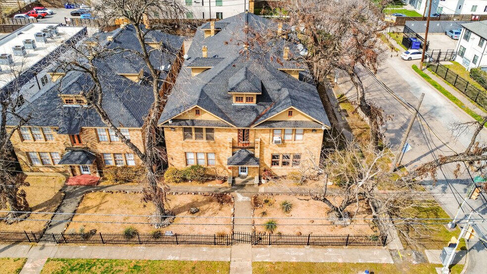 More Photos Of , Dallas Multifamily For Sale