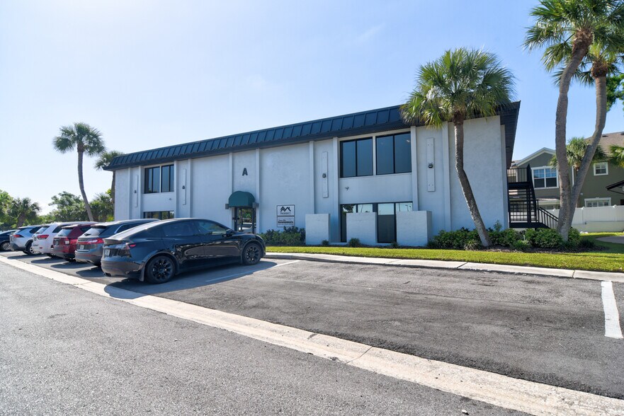 More Photos Of 12945 Seminole Blvd, Largo Office For Lease