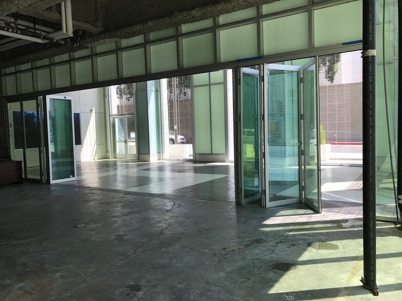 More Photos Of 300 N Central Ave, Glendale Multifamily For Sale