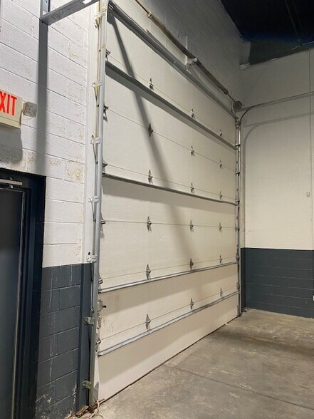 More Photos Of 44570-44682 Morley Dr, Clinton Township Office For Lease