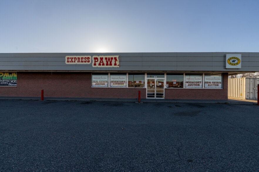 More Photos Of 1 MacArthur Ave, Billings Freestanding For Sale