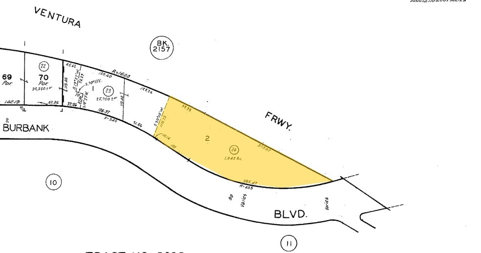 More Photos Of 18401 Burbank Blvd, Tarzana Office For Lease