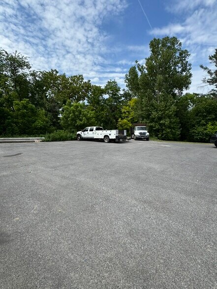 More Photos Of 2806 Cedarhurst Rd, Finksburg Industrial For Sale