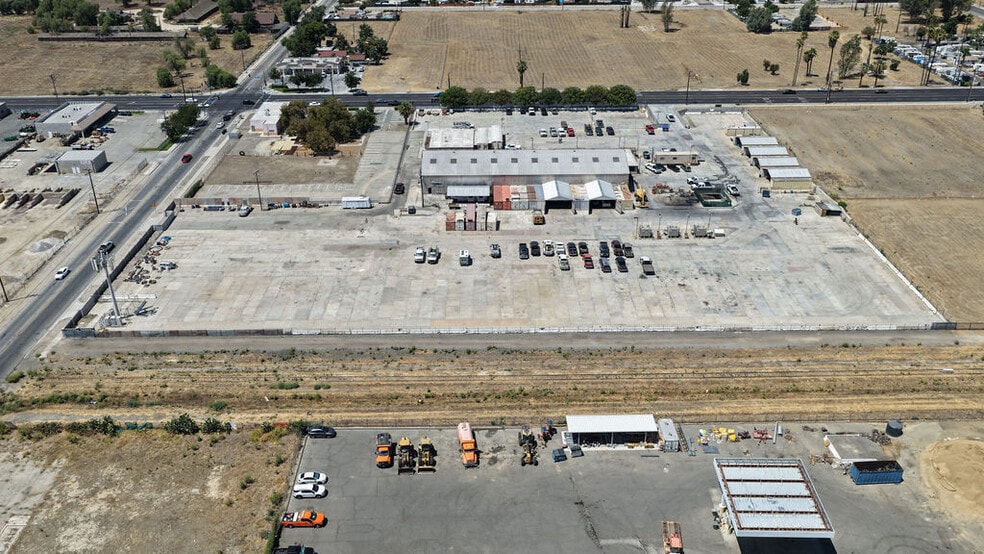 More Photos Of 170 E Oakland Ave, Hemet Land For Lease