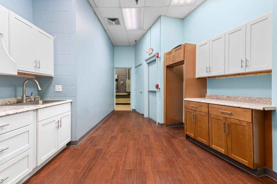 More Photos Of 200 Main St, Pawtucket Office For Lease