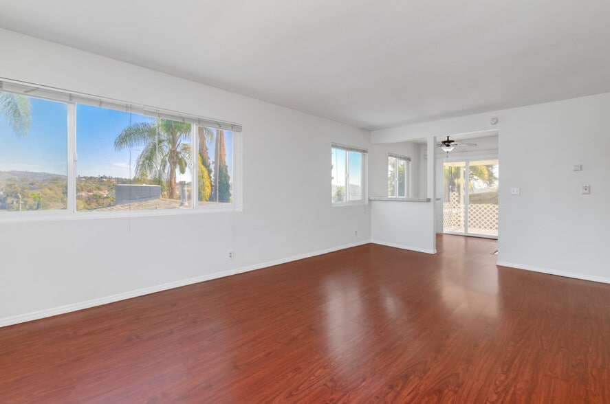 More Photos Of 615-617 Truly Terrace, Vista Apartments For Sale