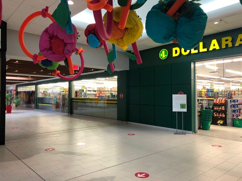 More Photos Of 4 15E Rue, Rouyn-noranda Freestanding For Lease