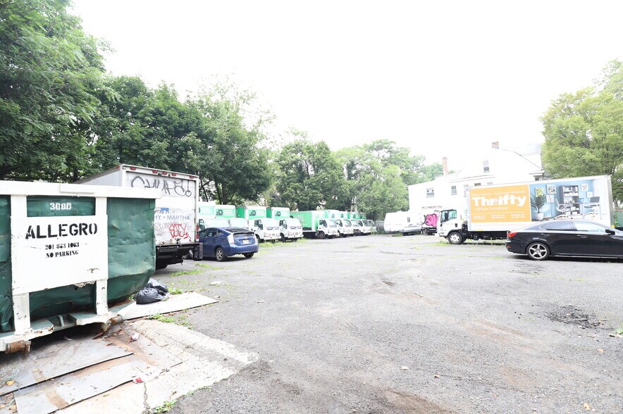 More Photos Of 2-8 Central Ave, East Orange Manufacturing For Lease
