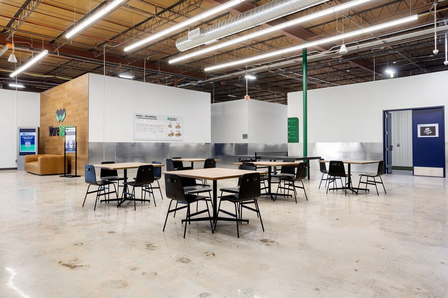 More Photos Of 1700 Marietta Blvd NW, Atlanta Warehouse For Lease