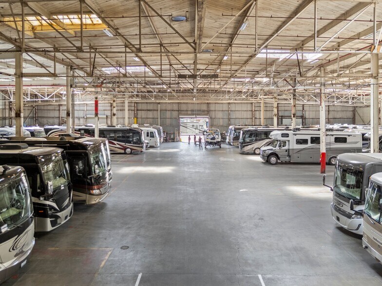 More Photos Of 1400 W 4th St, Antioch Warehouse For Lease