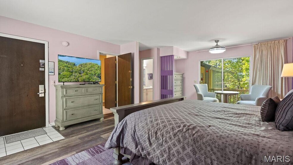 More Photos Of 35 Walkers Cay Drive, Osage Beach Apartments For Sale