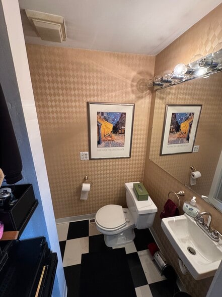 More Photos Of 3648 Genesee St, Buffalo Restaurant For Sale