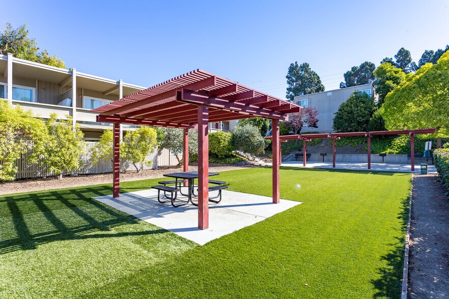 More Photos Of 201 Avian Dr, Vallejo Apartments For Sale